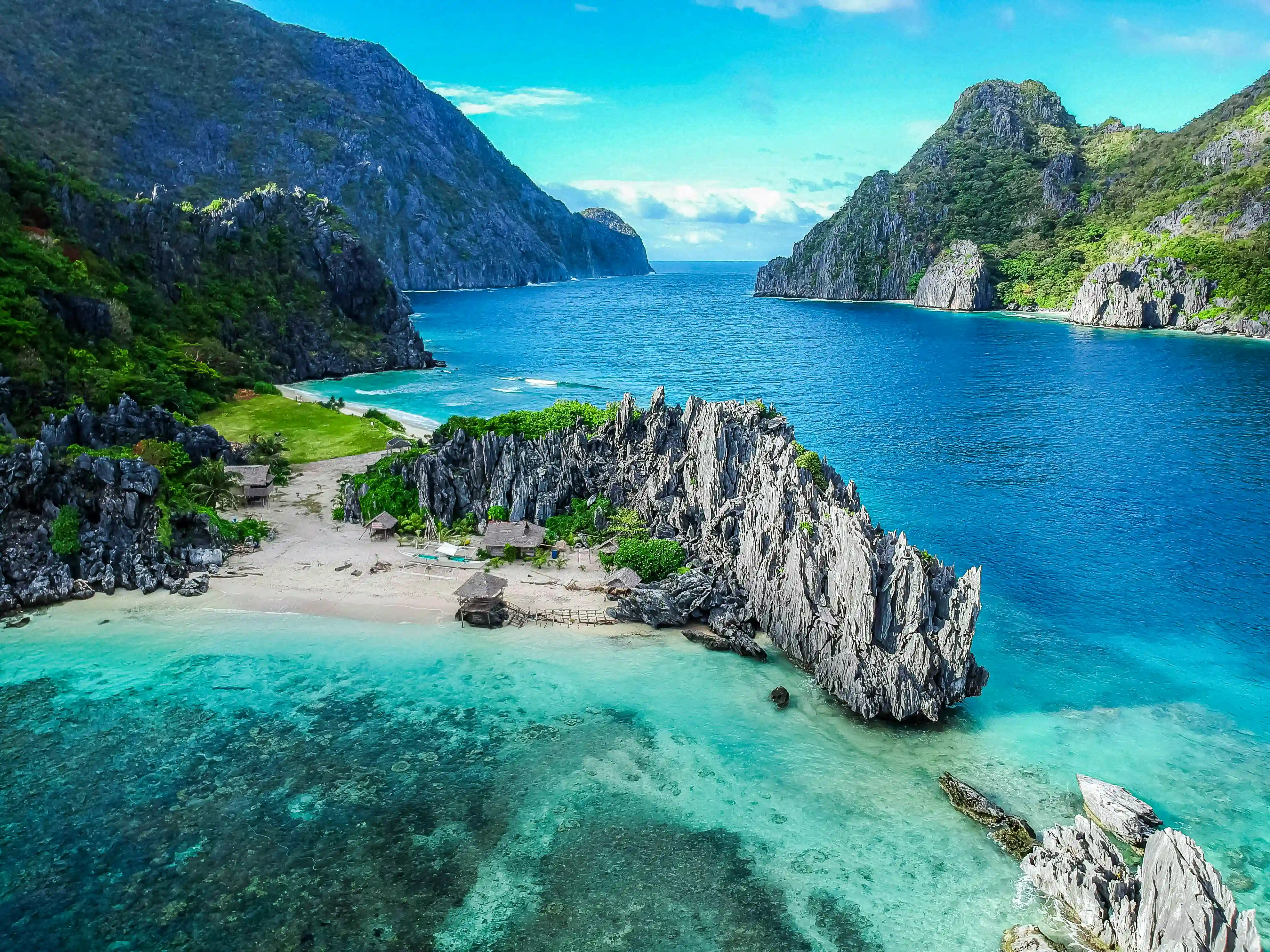 El Nido, Palawan — a turquoise Philippine lagoon